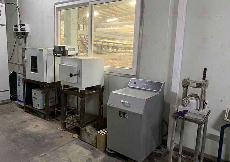 ईंट बनाने की मशीन क्ले उत्पाद प्रदर्शन परीक्षण के लिए प्रयोगात्मक एक्सट्रूडर 4